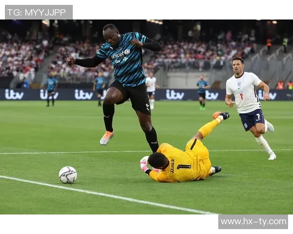 因伤退役的足球明星们如何面对人生转折与新挑战